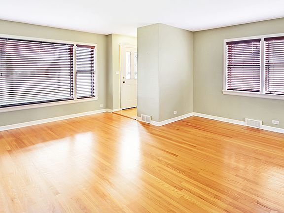 4th image of 9135 Central Ave