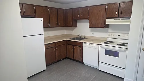 12 Saint James Pl #609 Photo 1