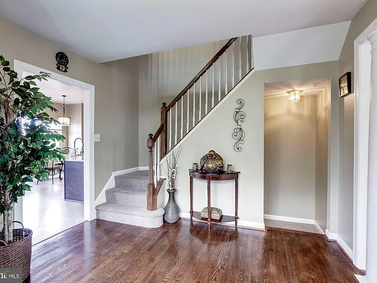 13724 Valley Oak Cir — Photo 5