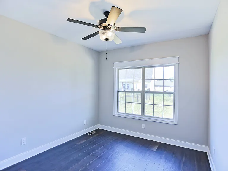 851 Jersey Dr — Photo 32