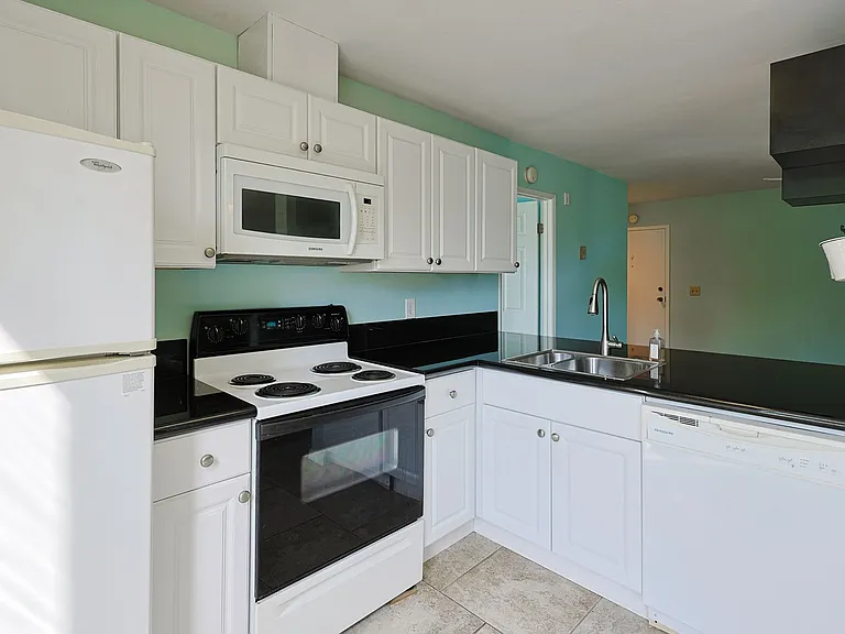 6930 Hyde Park Dr #202 — Photo 13
