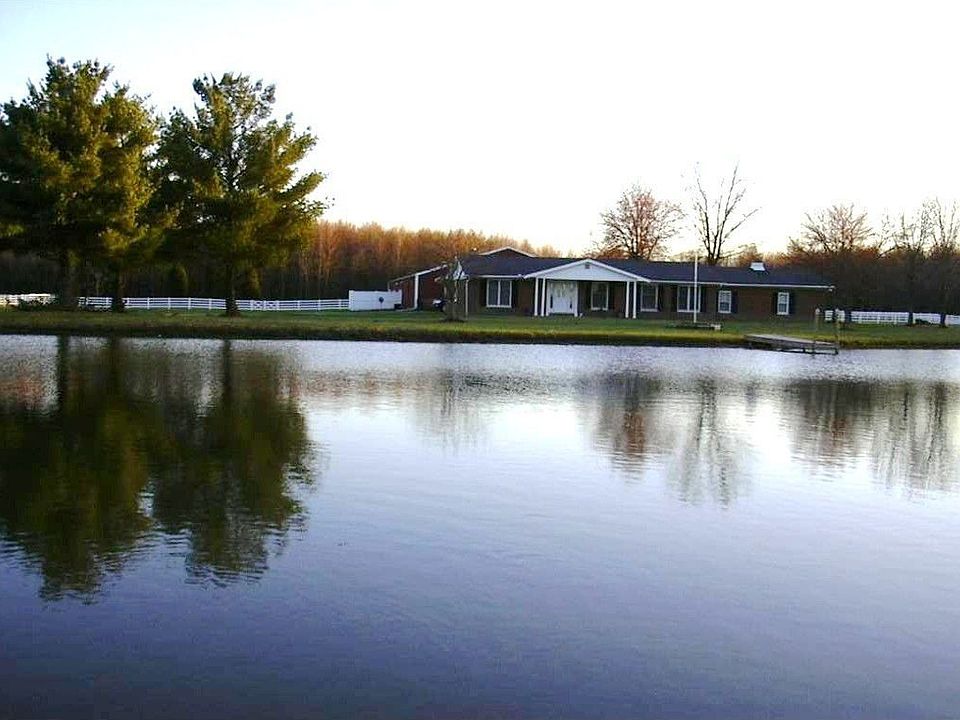 Want a lake front farm with acerage?