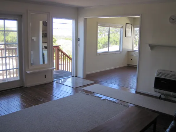 1203 Buena Vista Ave, Pacific Grove, CA 93950