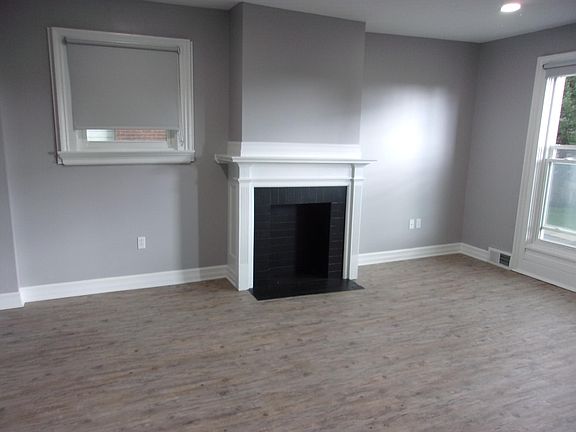 3rd image of 143 Hodge Ave