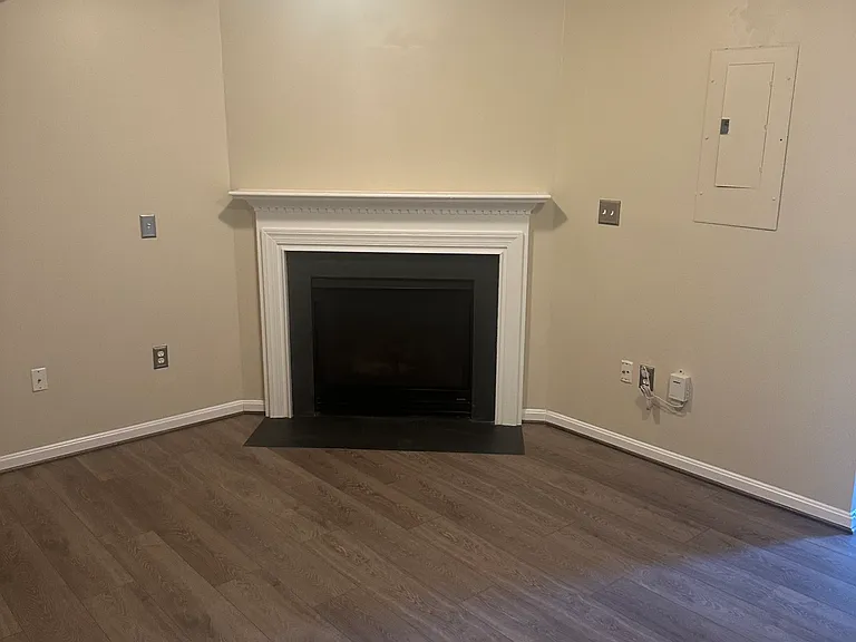 12319 Malvern Way — Photo 3