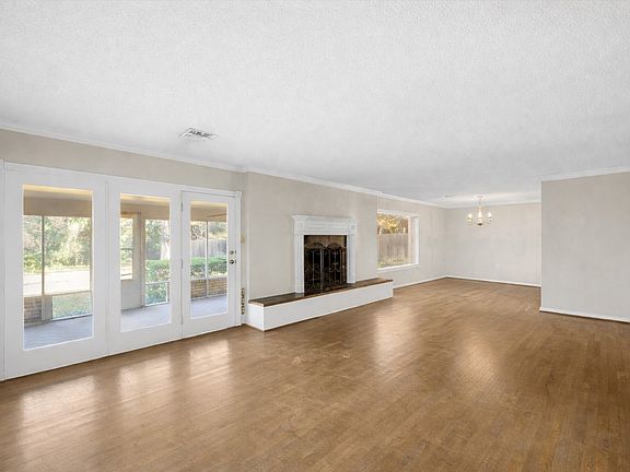 5th image of 2621 Arroyo Rd