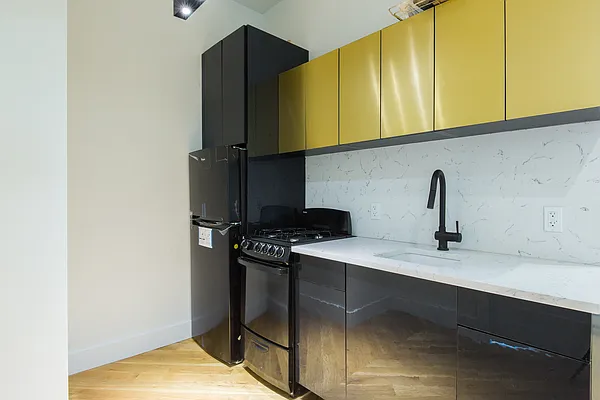 Rented by Owner | media 8