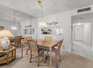 3138 Via Poinciana APT 106, Lake Worth, FL 33467