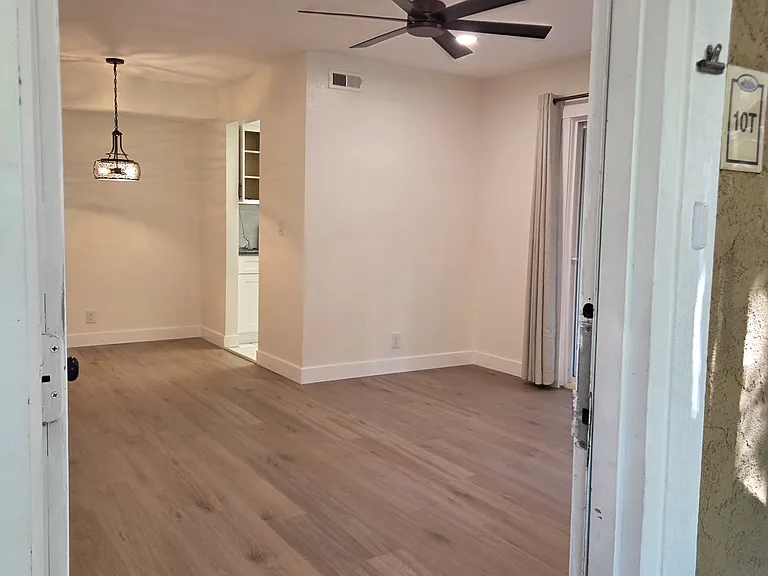 1281 E Shadow Ridge Dr #10T — Photo 7