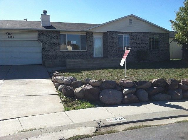1st image of 8504 S Merrick Ct