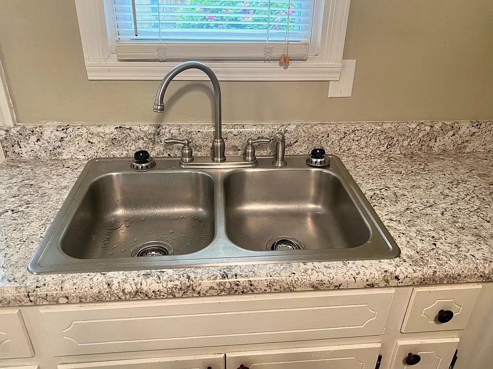 Kitchen sink.