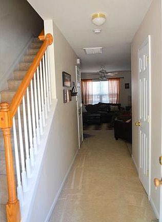 2nd image of 11416 Glaetzer Ln #2103