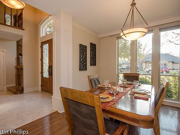5th image of 12 Heritage Ct