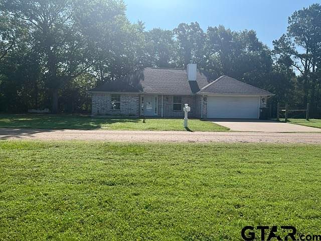 1st image of 206 Vista Dr