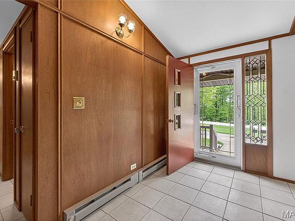 5th image of 1001 Terry Rd