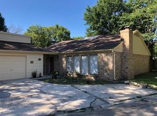 2306 Cypresstree Dr, Spring, TX 77373