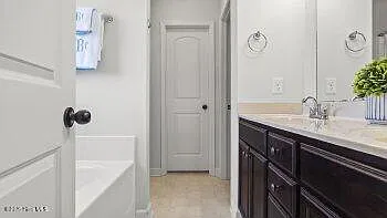 310 Vintage Ct — Photo 20