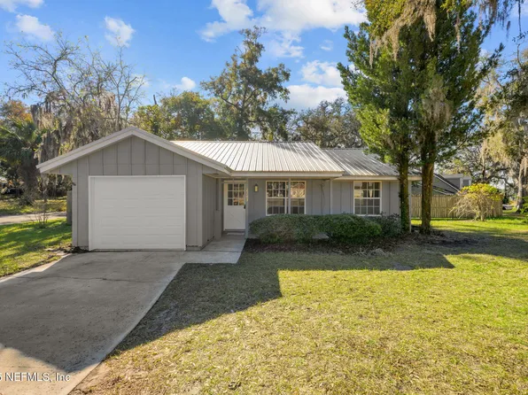 2203 SILVER LAKE Drive, Palatka, FL 32177
