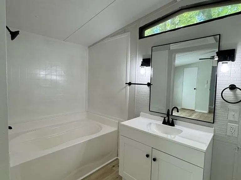 5735 Zelma Blvd #1-4 — Photo 14