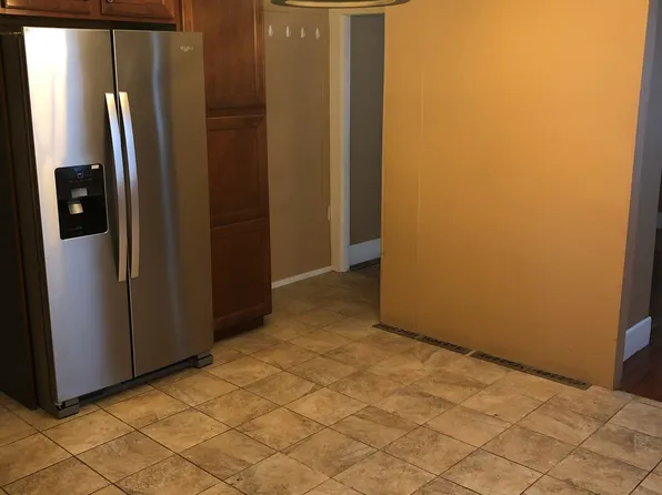 250 Ashley Blvd #1, New Bedford, MA 02746