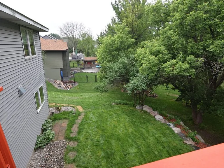 5756 Woodbridge Dr — Photo 25
