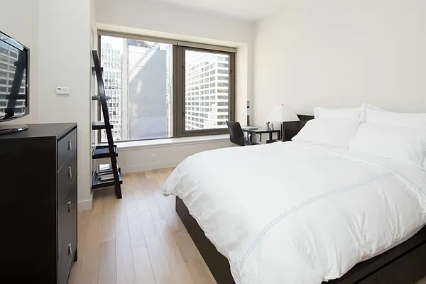 Rented by Town Residential | media 34