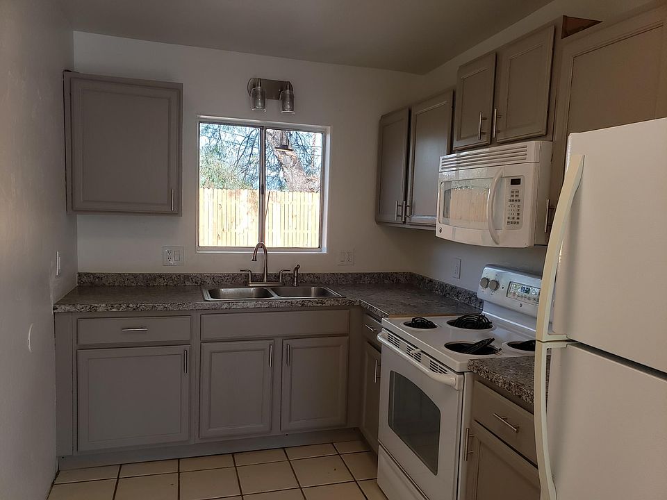Kitchen- All electric appliances