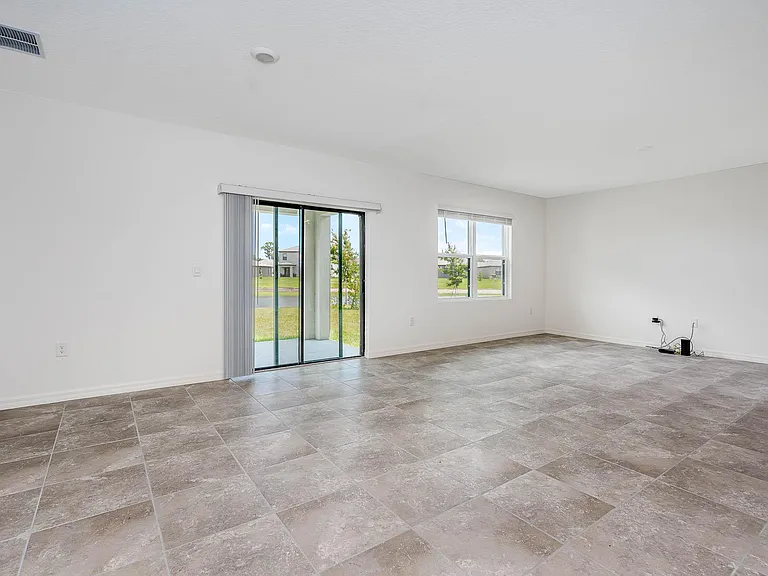 3783 Coachman Ln SE — Photo 16