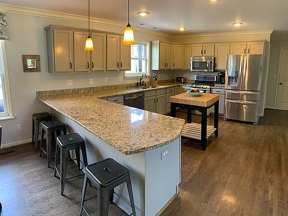 5th image of 1626 River Shore Ct