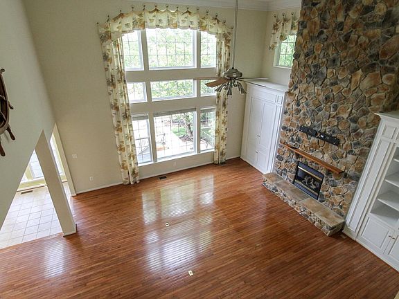 4th image of 13800 Piedmont Vista Dr