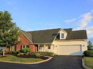 247 Village Dr, Johnstown, OH 43031