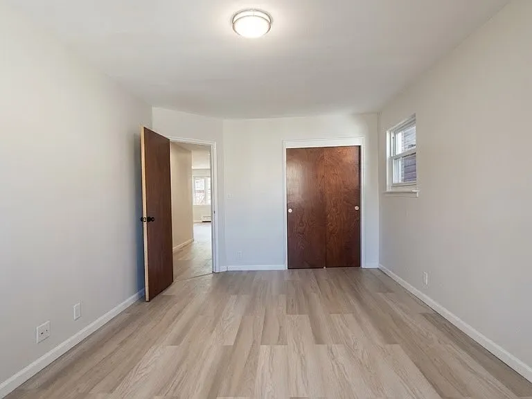 31-59 43rd St #2H — Photo 8