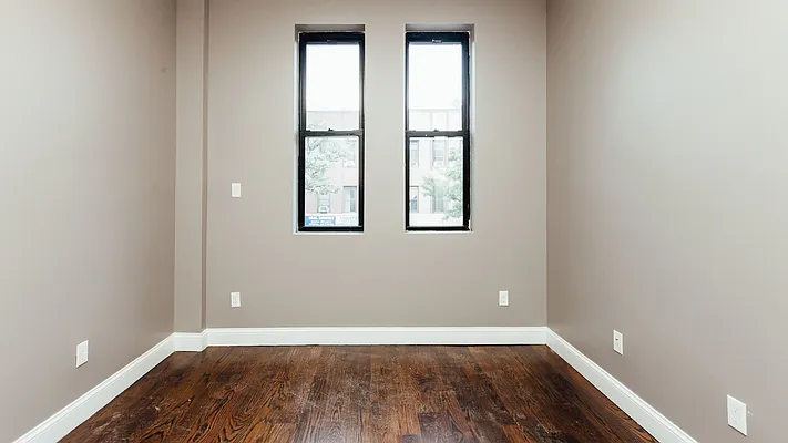 Rented by Nooklyn NYC LLC | media 32