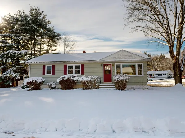 16 Ridgewood Avenue, Auburn, ME 04210