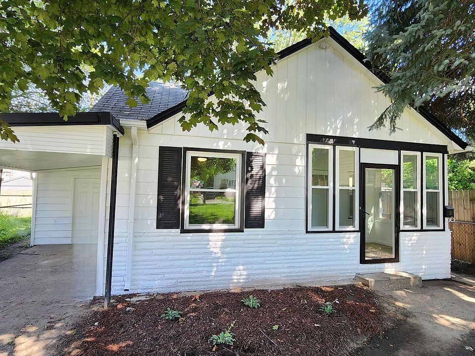 1st image of 23084 Hoover Ave