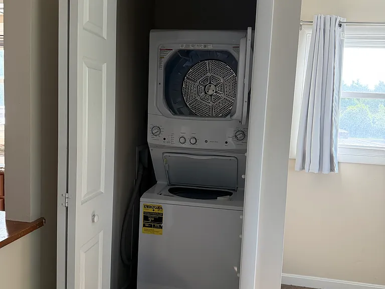 28 Adams Dr #2 — Photo 6