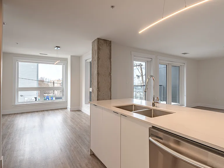 3075 Devonshire Ave — Photo 9