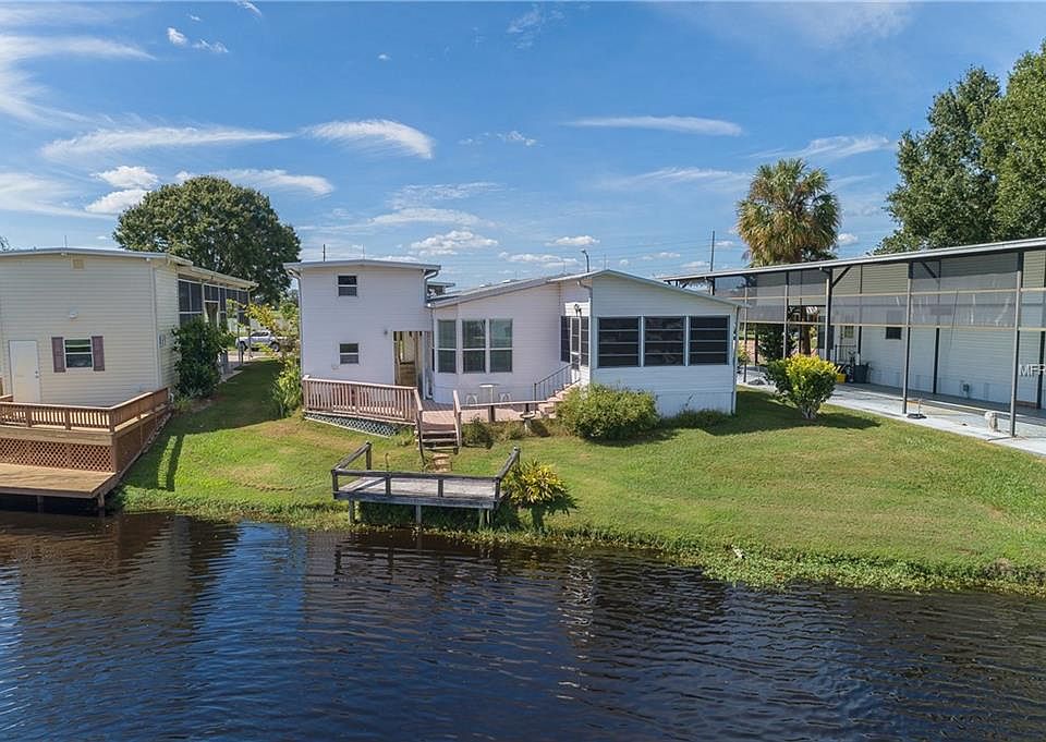 1st image of 4976 Shoreline Dr