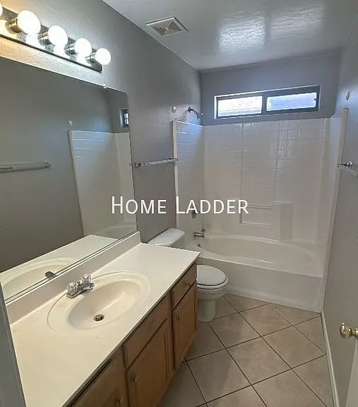 10805 W Wilshire Dr — Photo 11