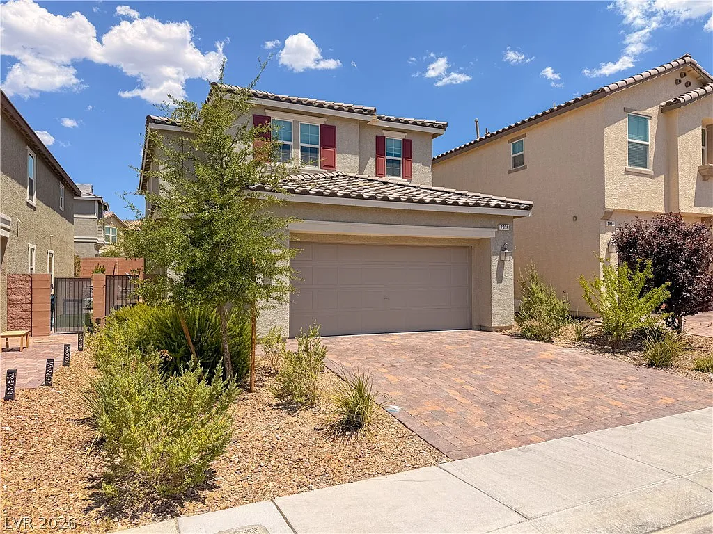 4 bed, 3.0 bath, 2114 sqft, $2,550 — Photo 3