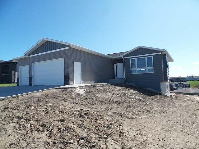 1st image of 1608 Plains Bnd SE