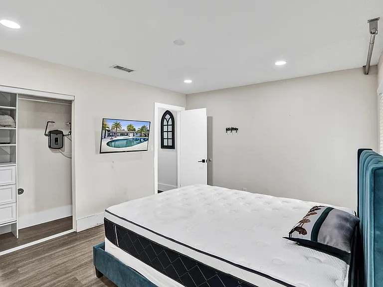 343 Layne Blvd — Photo 37