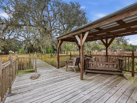 4th image of 2505 Canal Rd