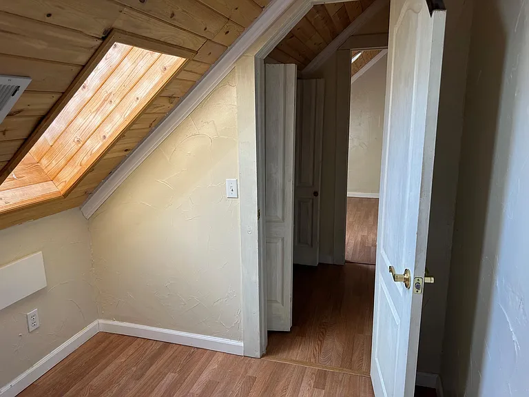 13975 Racel St #C — Photo 29