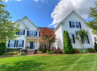 1005 Woodkirk Ln, Matthews, NC 28104