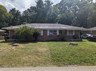 1308 Mayfield Ln, Hixson, TN 37343