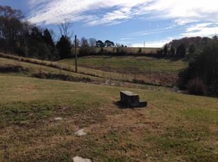 Alpha Valley Home Rd, Morristown, TN 37813