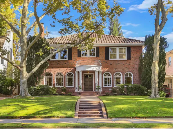 1345 46th St, Sacramento, CA 95819