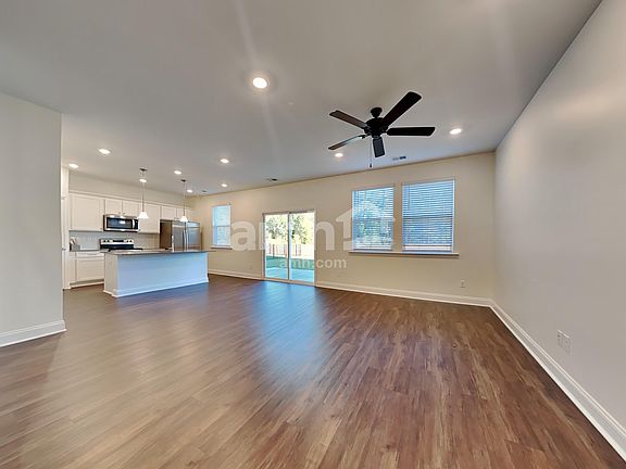 5th image of 121 Anthurium Dr
