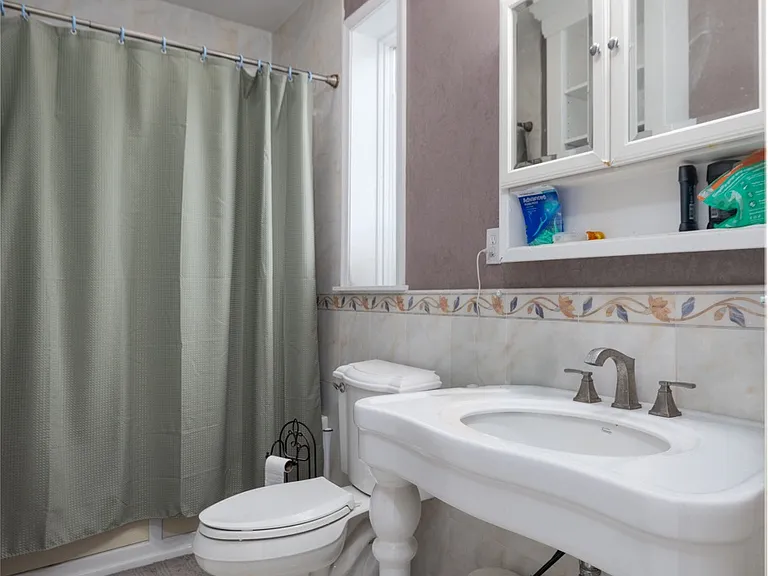 276 Humphrey St #1 — Photo 13